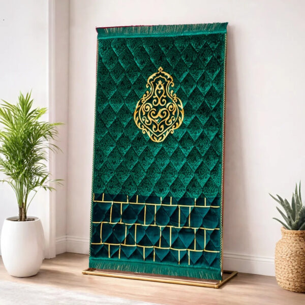 DGreen_Ghilaf_e_Kaaba_-_Gold.jpg Kids series Prayer Mat DGreen_Ghilaf_e_Kaaba_-_Gold
